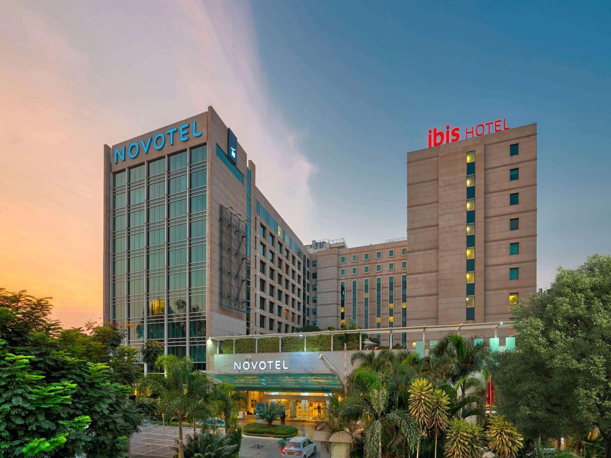 Novotel Bengaluru Outer Ring Road Экстерьер фото